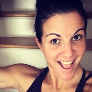 Meet your Posher, Dina